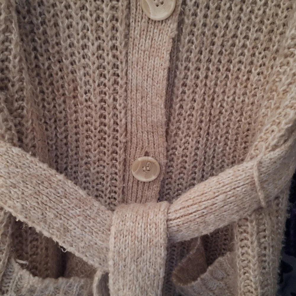 Faded Glory Mid-thigh Cardigan, Shawl Collar, 5 Buttons, Belted, Pockets! - Picture 3 of 7
